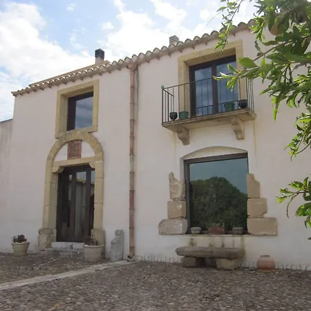 Bed & Breakfast Casale Alma *